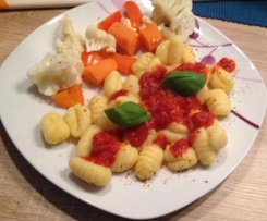 Gnocchi mit italienischer Soße und Varoma Gemüse
