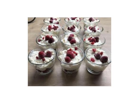 Raffaello Himbeer Creme Dessert