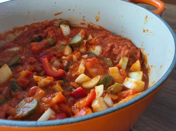 Queen's Schaschliktopf mit Reis und feuriger Soße