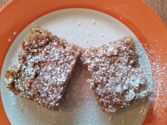 Gedeckter Apfelkuchen