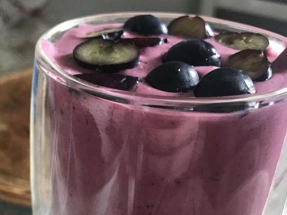 Smoothie/Milchshake (mit Beeren)