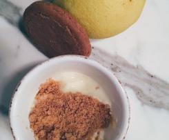 Zitronencreme mit Ingwerstreusel