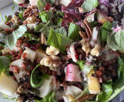 Rote Bete Salat mit Birne und Gorgonzolasauce