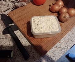 Schafskäsecreme mit Oliven