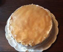 Marzipan-Mohn-Torte mit Zwetschgen oder Kirschen