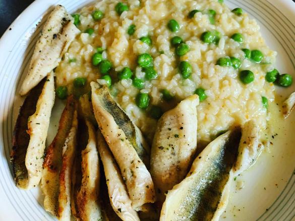 Erbsen-Risotto mit Zitrone