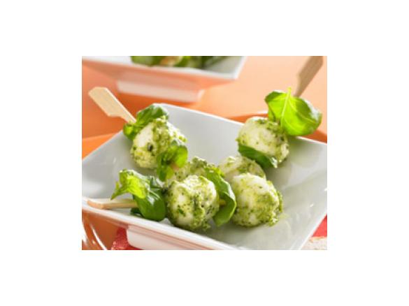 Mozzarella-Pesto-Spieße