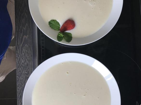 Leichte Spargelcremesuppe