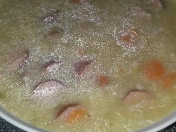 Deftige Graupensuppe wie bei Muttern