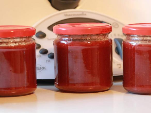 Weihnachtliche Erdbeermarmelade