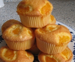 Eierlikör-Muffins mit Mandarinen