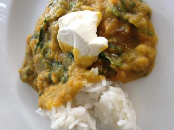 Linsen-Spinat-Curry (vegan)
