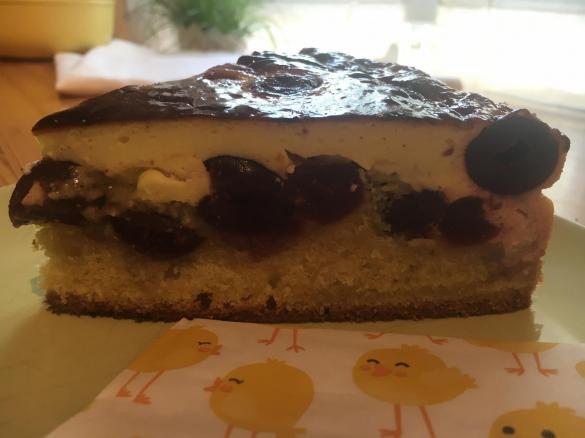 Rina's Kirsch-Schmand Kuchen