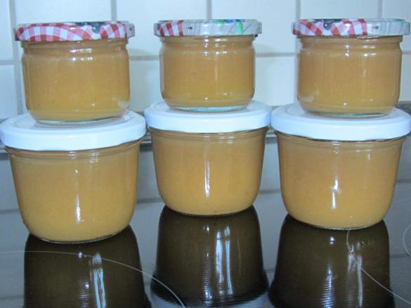 Nektarine-Apfel-Banane-Aufstrich