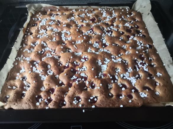 Schneller Kirschkuchen vom Blech