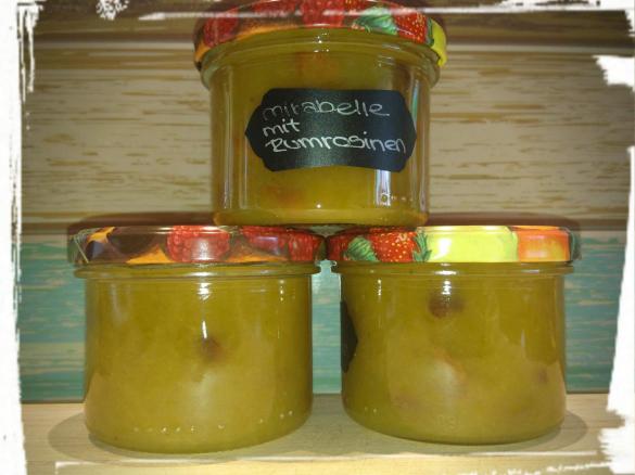Mirabellenmarmelade mit Rum-Rosinen
