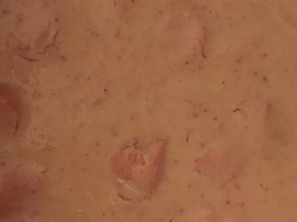 Kartoffelcremesuppe mit Würstchen