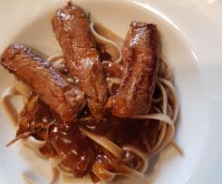 Gerrys marinierte Rinderfilet-Streifen im Pastabett mit feiner Sherry-Sauce