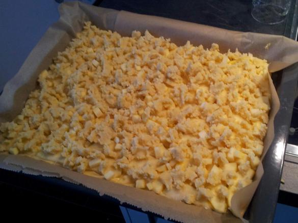 Blechapfelkuchen mit Butterstreusel