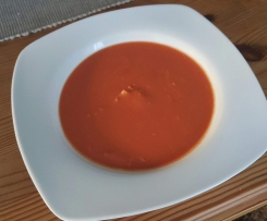 Chinesische Tomatensuppe mit Hähnchenfleisch