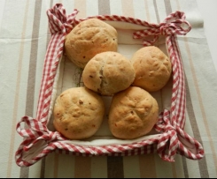 Chili-Zwiebel-Semmeln