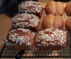 Haferflocken-Leinsamen-Brötchen