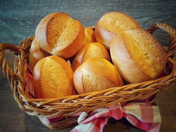 Schnelle Bäckerbrötchen