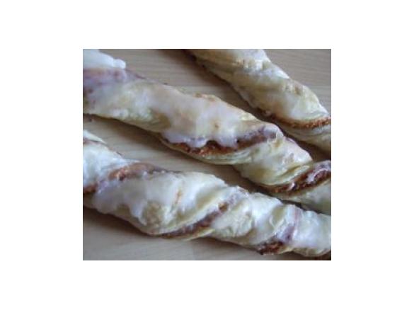 Blätterteigstangen - EINFACH LECKER