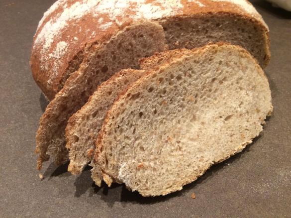 Vollkorn–Mischbrot à la Mama