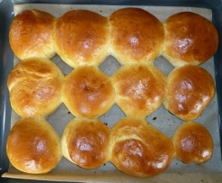 Milchbrötchen weich und süß