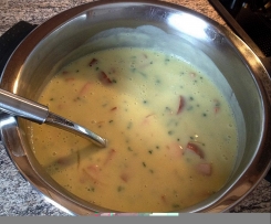 Kartoffelsuppe mit Fleischkäsestreifen