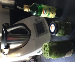 Petersilien - Basilikum Pesto