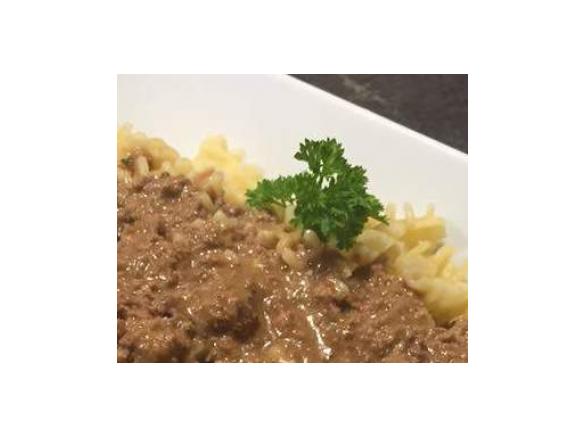 Schnelle BRAUNE Hackfleischsauce 