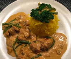 Schweinefilet in Champignon-Prinzessbohnen-Currysoße