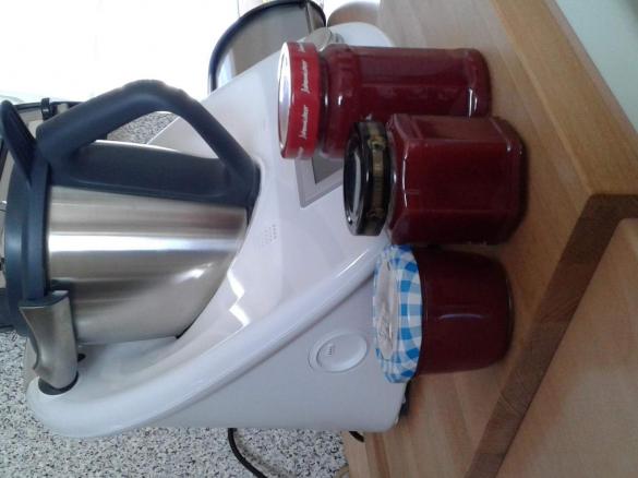 Kirschmarmelade mit Amaretto