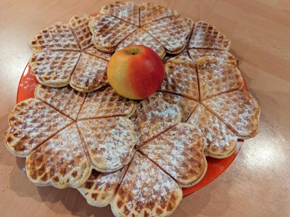 Apfel-Mandelwaffeln