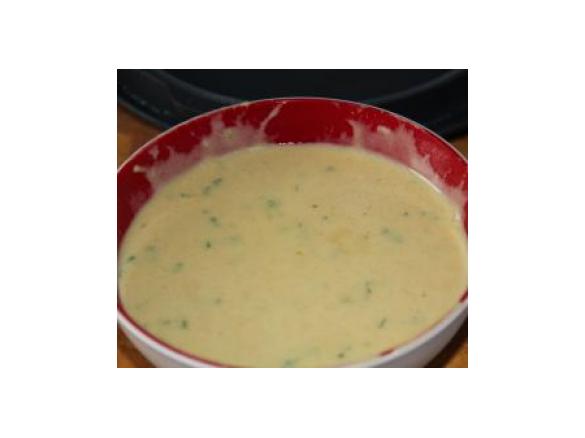 Variation von Honig - Senf - Dressing ; passt zu vielen Salaten