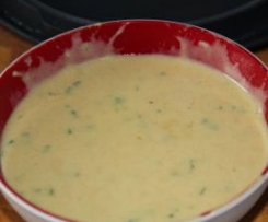 Variation von Honig - Senf - Dressing ; passt zu vielen Salaten