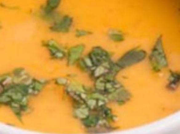 Süsskartoffel-Kokos-Suppe