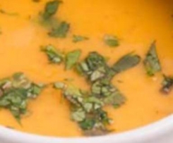 Süsskartoffel-Kokos-Suppe