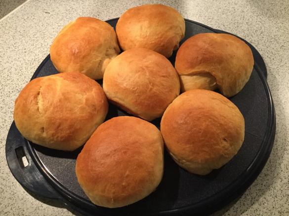 Süße Milchbrötchen für Leckermäuler