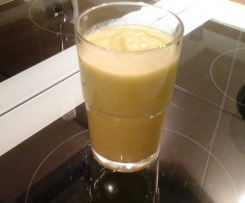 Cremiger gruener Smoothie