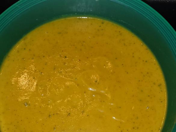 ** Butternut-Kürbiscreme-Suppe **
