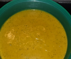 ** Butternut-Kürbiscreme-Suppe **