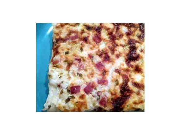 Herzhafte Birnenpizza mit Schinken (ww-freundlich)