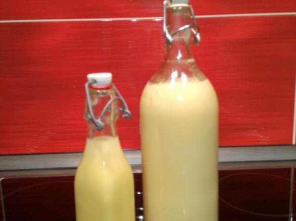 Lieblings-Eierlikör (mit ganzen Eiern)