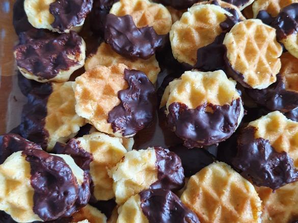 Butterplätzchen aus dem Waffeleisen