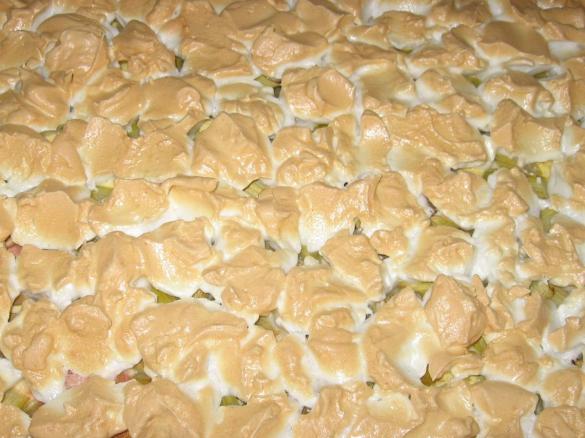 Baiserschnitten mit Rhabarber