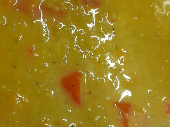 Karibische Süßkartoffel-Linsen-Curry Suppe