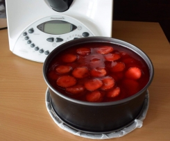 Joghurtkuchen mit Saisonfrucht - Erdbeeren